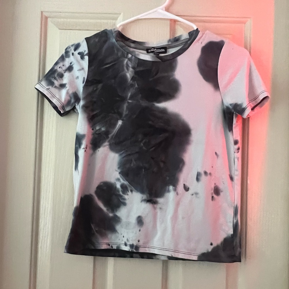black and white top